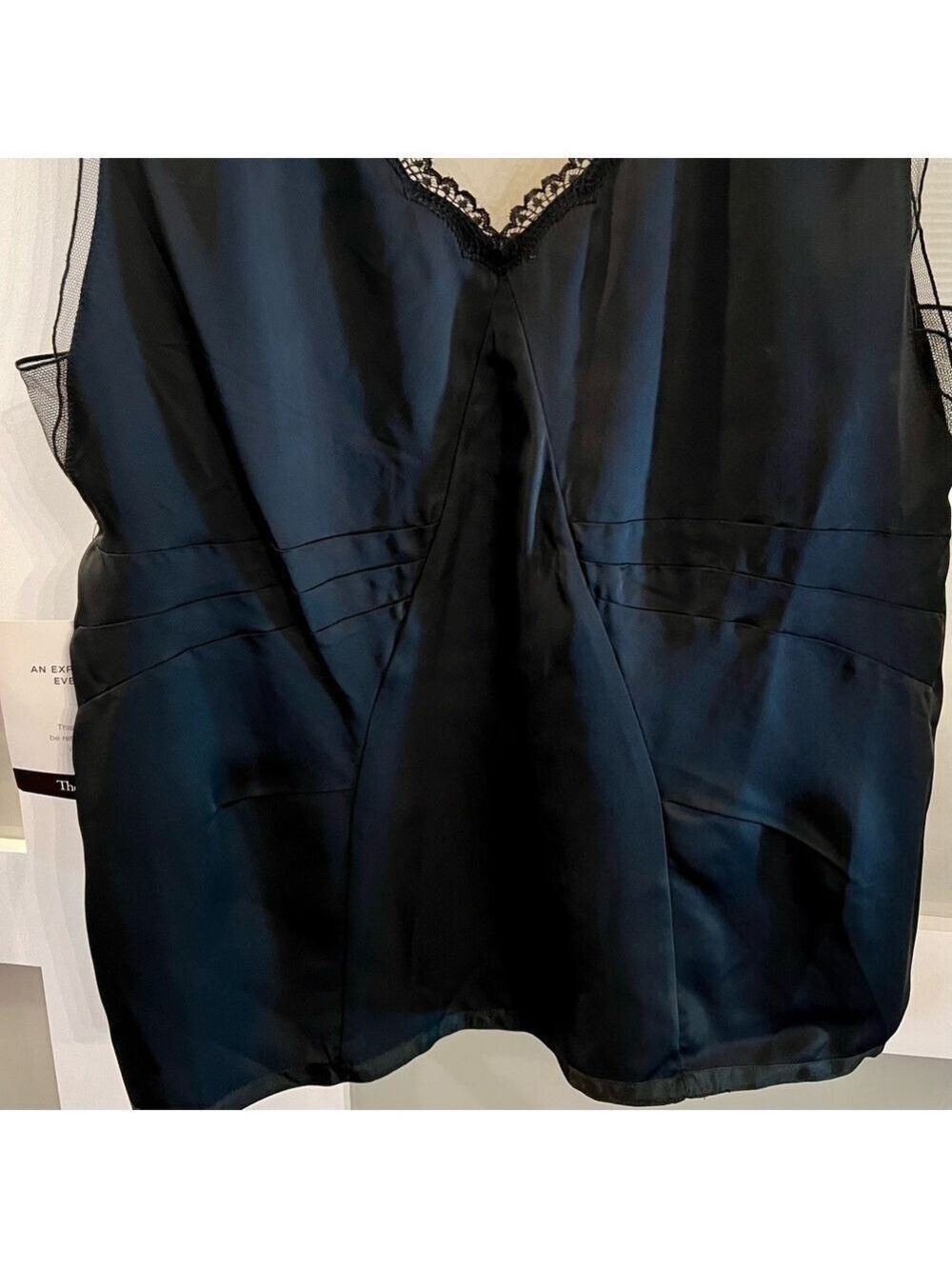 𝅺MARC JACOBS black cami top. Size 14 - Picture 4 of 10